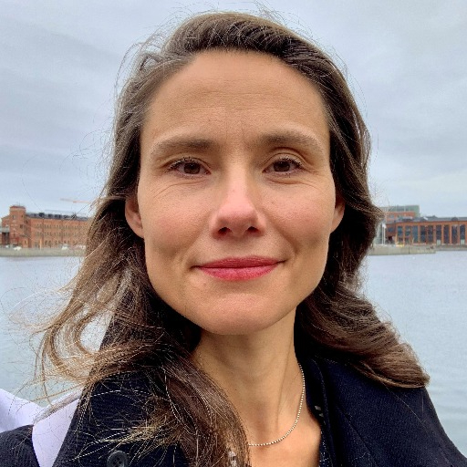 Porträttbild på Jessica Bloem