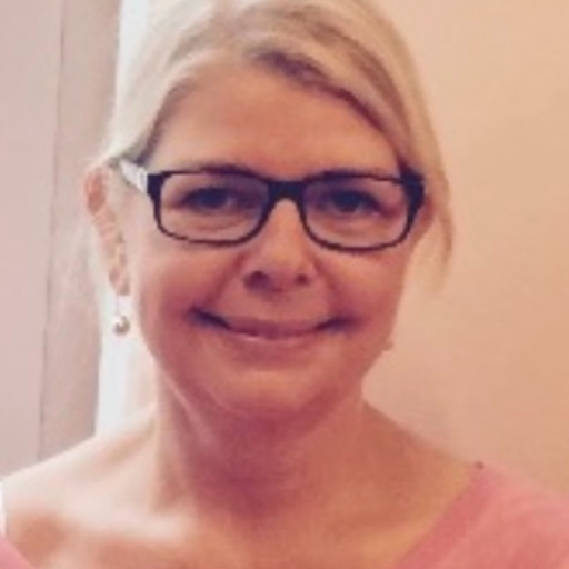Anna Arnell